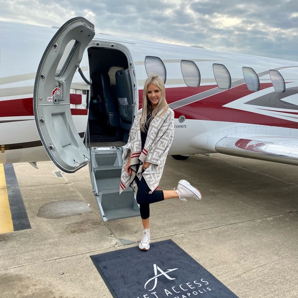 Meet your Posher, Heather - Picture 10 of 17